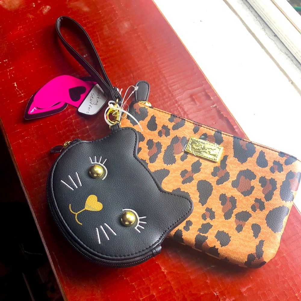 NWT! 🔥Betsey Johnson Cat Coin and Animal Print Wristlet